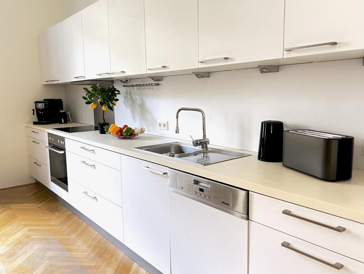 Belle Art Design Suite Im Herzen Von Wien Экстерьер фото